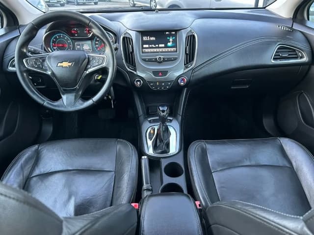 Chevrolet cruze vista 5