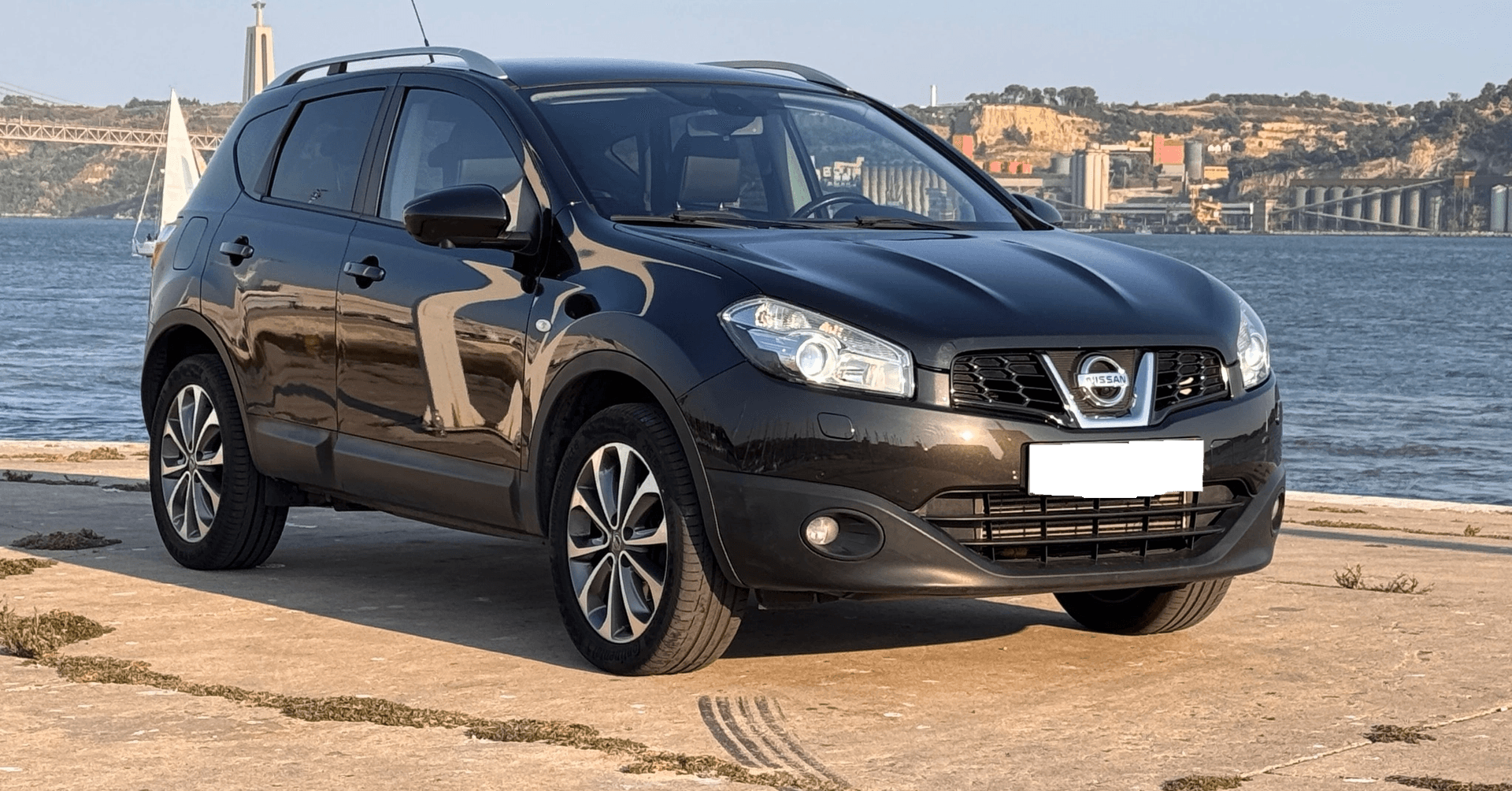Nissan Qashqai - Económico